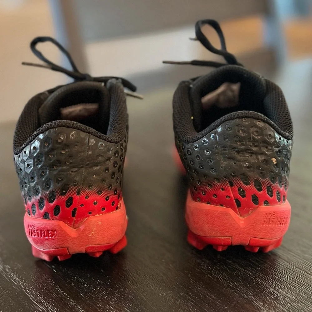 Nike Boys Cleats 2.5Y
